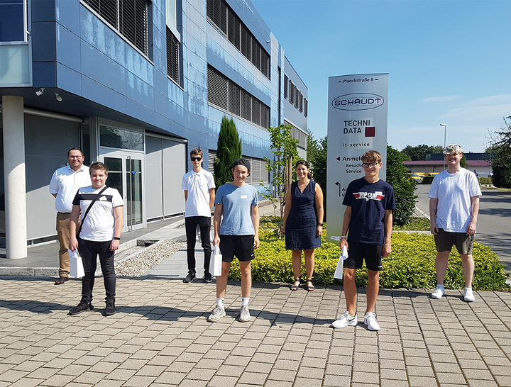 "wissen was geht!": Schüler besuchen TechniData in Markdorf am Bodensee über Ausbildungsmöglichkeiten in der IT